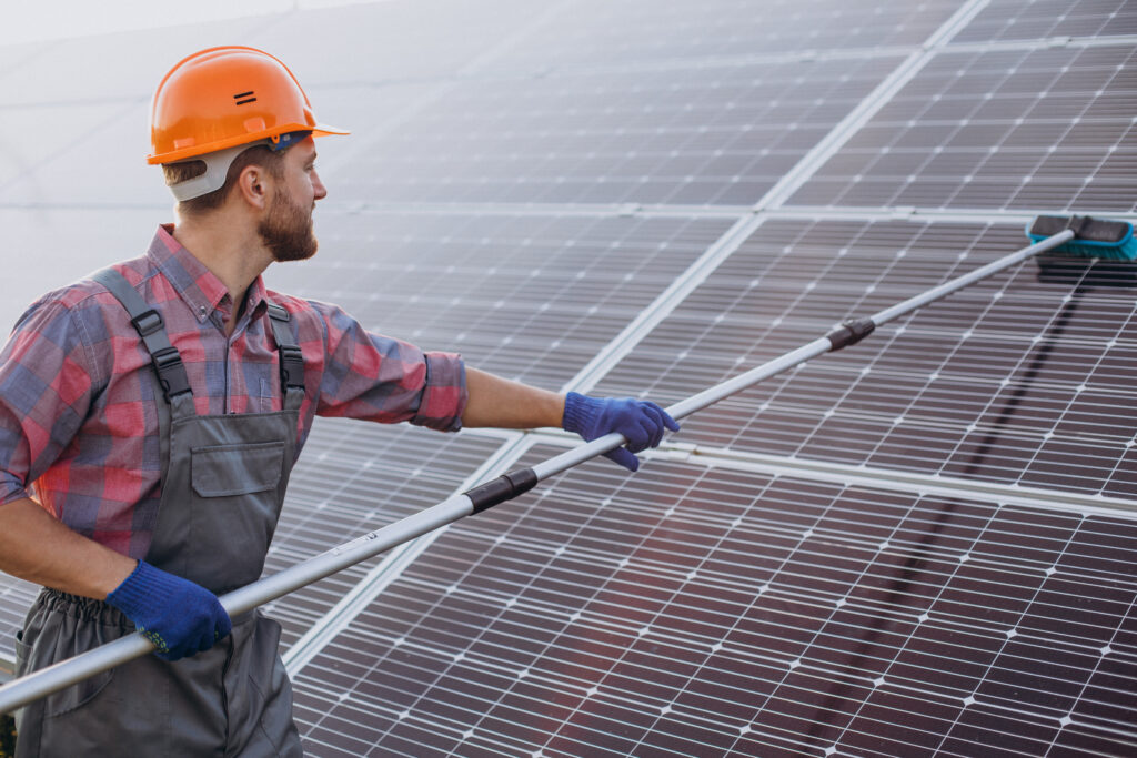 Réalisation nettoyage drone Normandie – panneaux solaires photovoltaïques remis à niveau